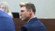 FR - Nick et Aaron Carter : gloire et tragédie