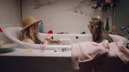 EN - Idiotsitter (2014-2017) S01 E01