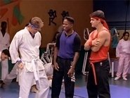 FR - Power Rangers S01 E01