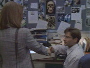 FR - X-Files : Aux frontières du réel S01 E01