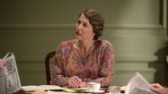 AR - The First Lady S01 E01