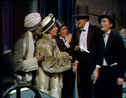 NL - OH MOEDER, WAT IS HET HEET (1974) S01 E01