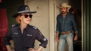 FR - Mystery Road S01 E01