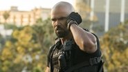 GR - S.W.A.T. S01 E01