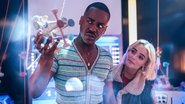 LAT - Doctor Who S01 E01