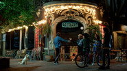 EN - Amsterdam (2022) S01 E01