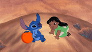 FR - Lilo & Stitch: la série S01 E01