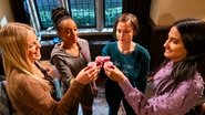 EN - The Sex Lives Of College Girls (2021) S01 E01