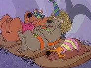 EN - Help!... It's The Hair Bear Bunch! (1971) HANNA BARBERA S01 E01