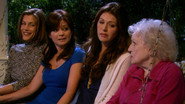 EN - Hot In Cleveland (2010) S01 E01