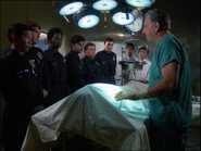 DE - Quincy (1976) S01 E01