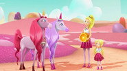 QFR - Barbie Dreamtopia S01 E01