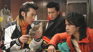 NF - Tiger & Dragon S01 E01