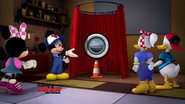 [SE] Mickey And The Roadster Racers (Svenskt Tal) S01 E01