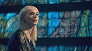 FR - Requiem S01 E01