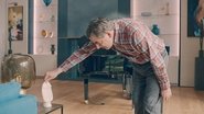 NF - Man Vs Bee (GB) S01 E01