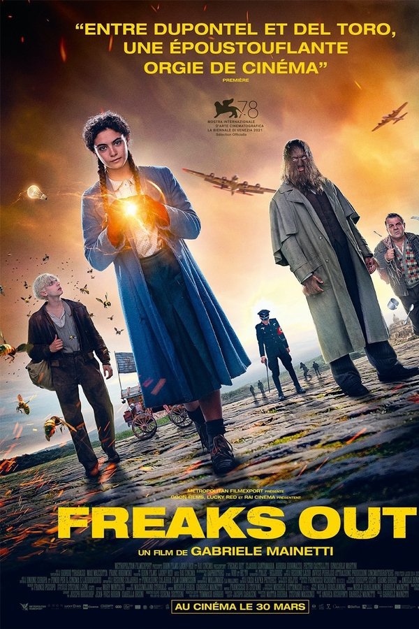 FR - Freaks Out  (2021)