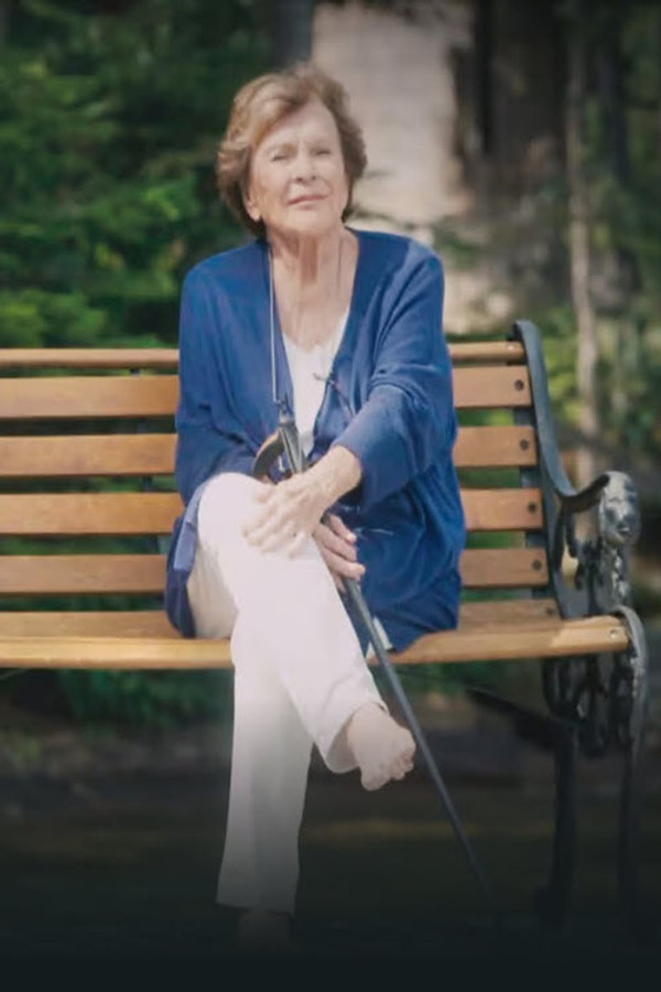 QFR - Janette Bertrand : à l'aube d'être centenaire (2023)